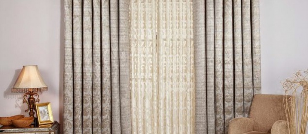 389dbd2b595fd1db12ad446be3a558c8 Models Curtains